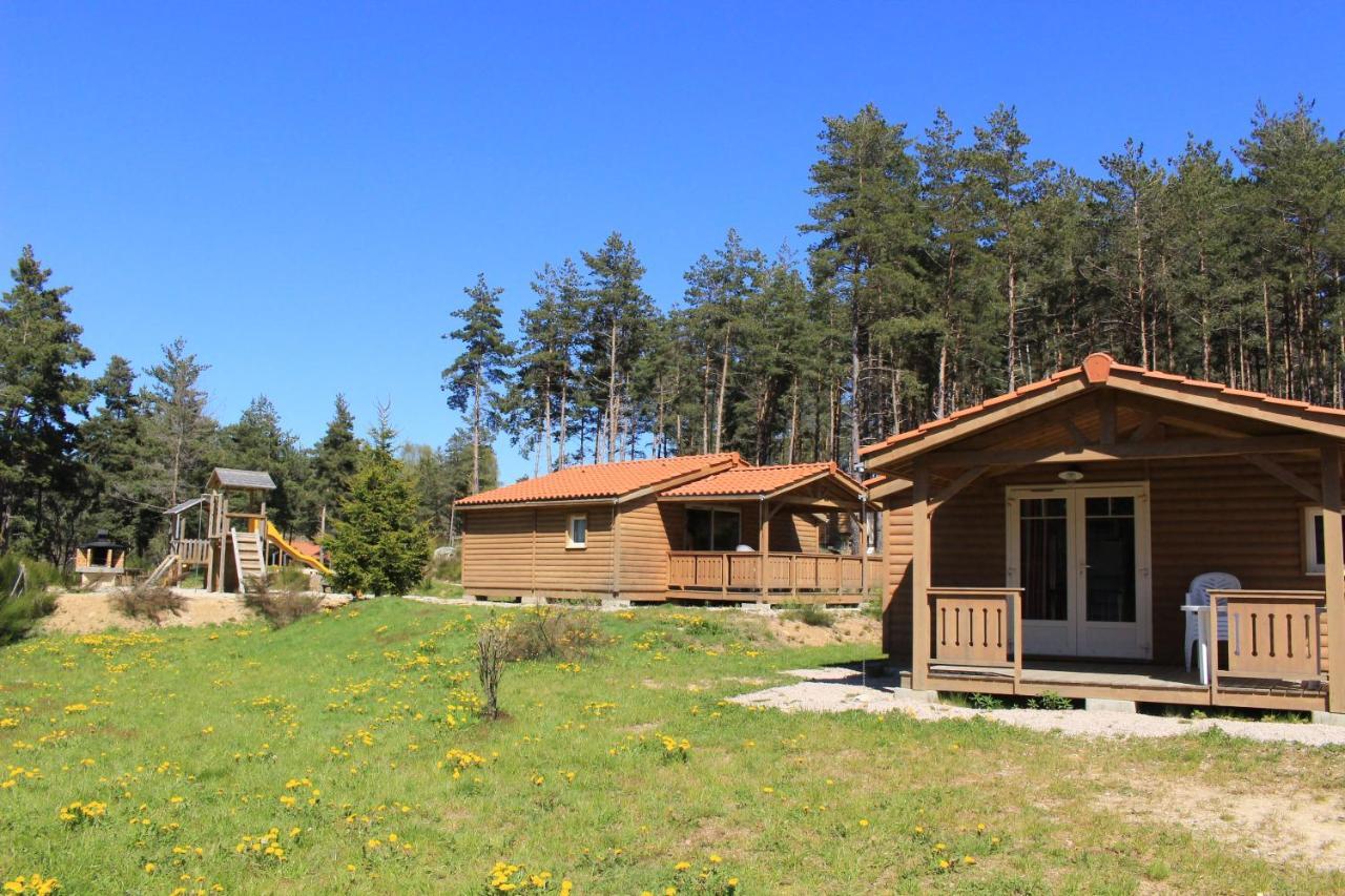 Les Chalets Du Haut-Forez Usson-en-Forez Εξωτερικό φωτογραφία