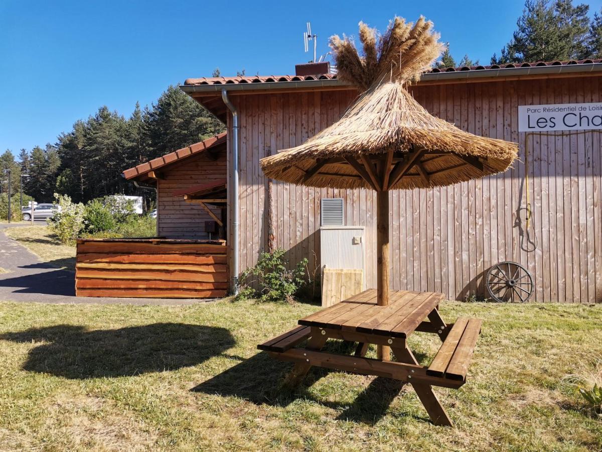 Les Chalets Du Haut-Forez Usson-en-Forez Εξωτερικό φωτογραφία